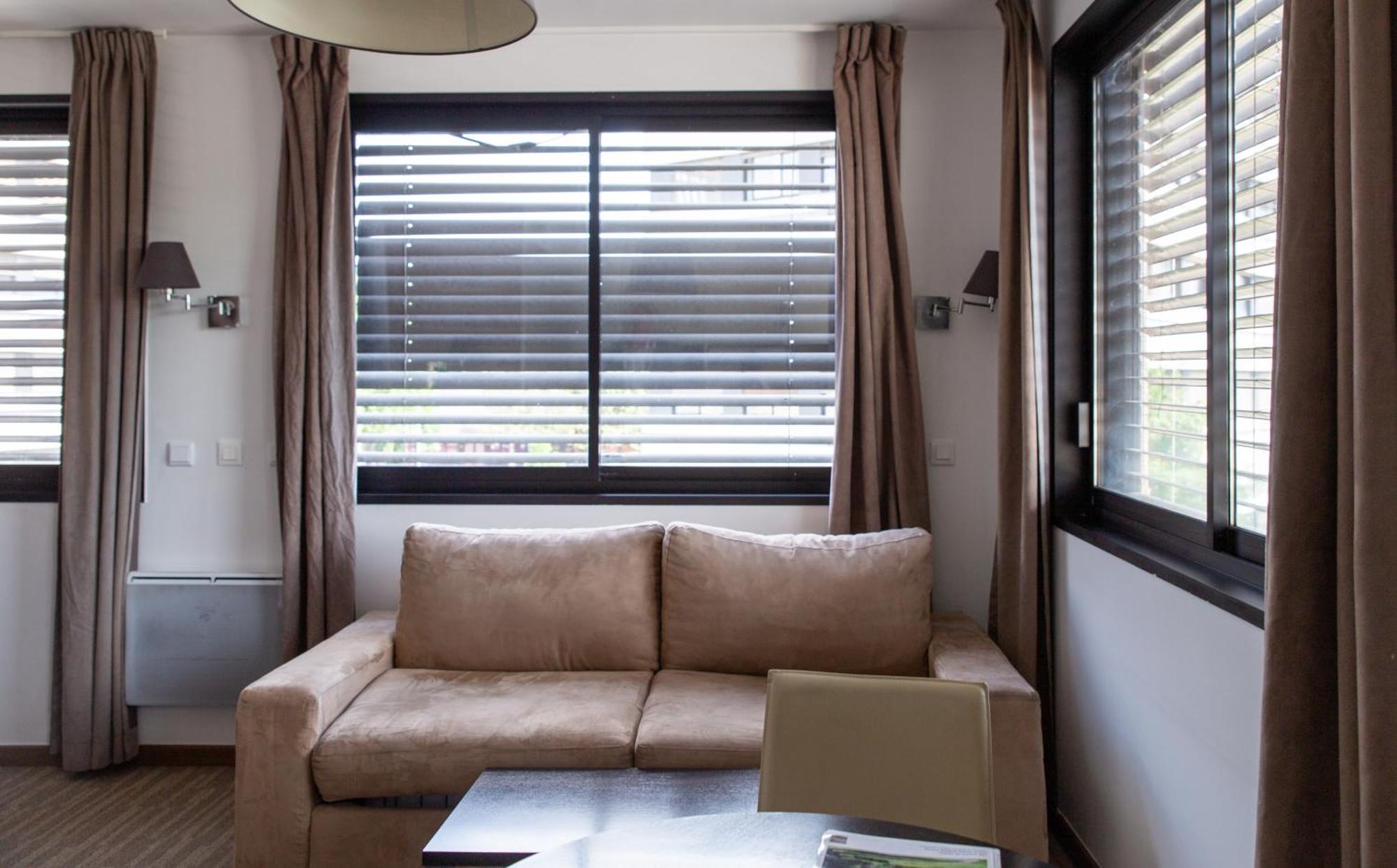 Zenitude Swiss Apparthotels Ferney-Voltaire Exterior foto